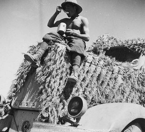 Итальянские солдаты в Северной Африке. 1942 г.