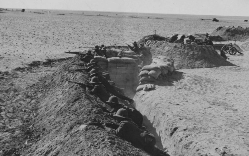 Итальянские солдаты в Северной Африке. 1942 г.