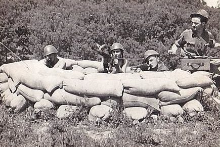 Итальянцы на южном побережье Франции. Июнь 1940 г.