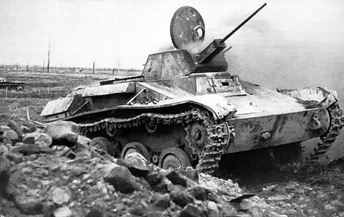 Захваченный «Т-60» 71-й танковой бригады. Март 1943 г. 