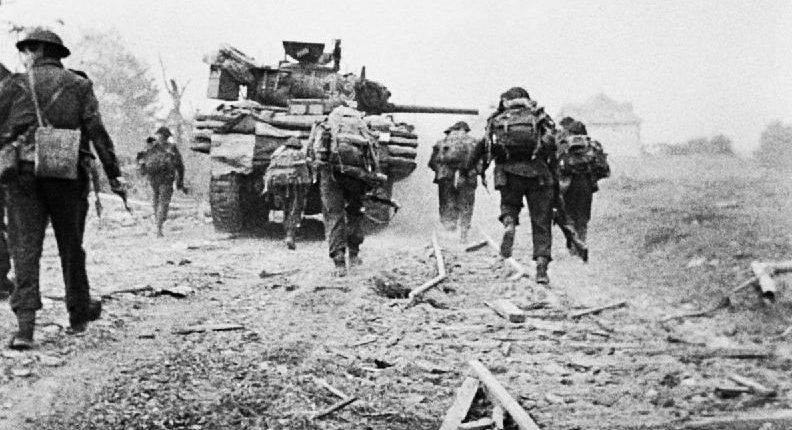 Танки 2-я британской армии в Нормандии. 6 июня 1944 г. 