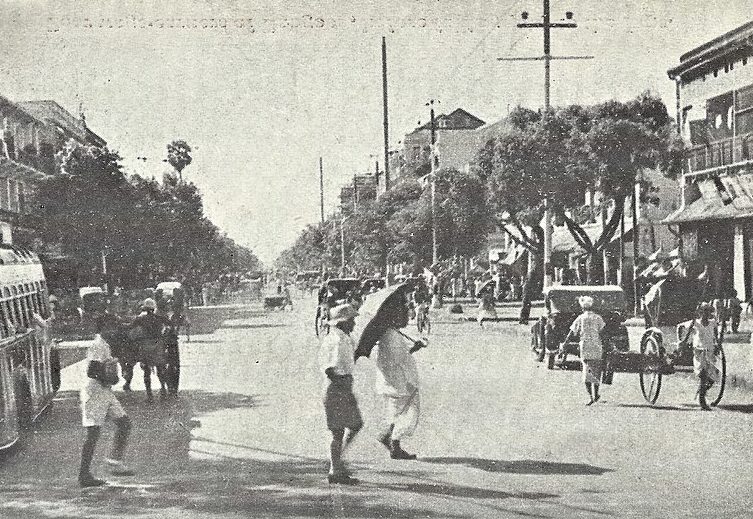 Улица Рангуна перед бомбардировкой. 