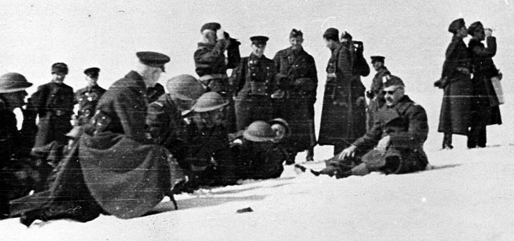 Советские командиры и польские офицеры на учениях. 1941 г.