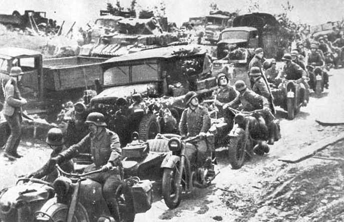 Немецкие войска на подступах к Ворошиловску. Август 1942 г. 