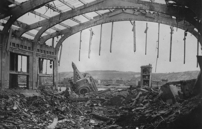Руины Шербура после освобождения города. Июль 1944 г. 