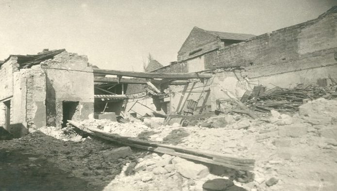 Разрушенный хлебзавод. 1943 г. 