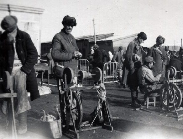 Сенной рынок. 1942 г. 