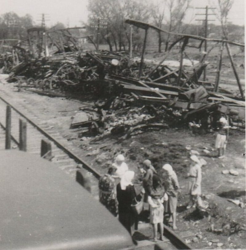 Руины вокзала. 1943 г.