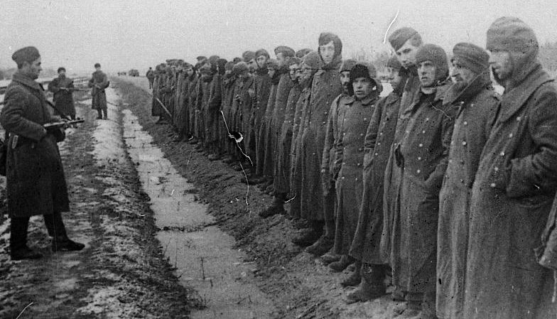 Пленные немецкие солдаты. Февраль 1943 г. 