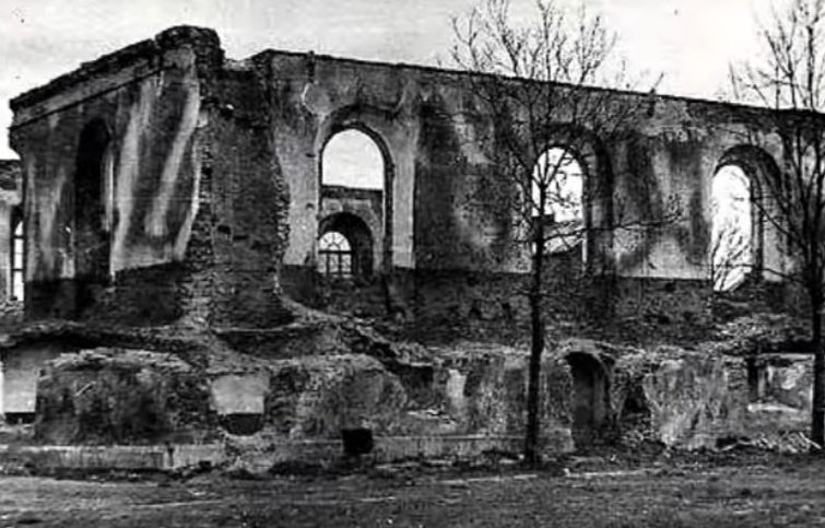 Руины города. 1944 г.