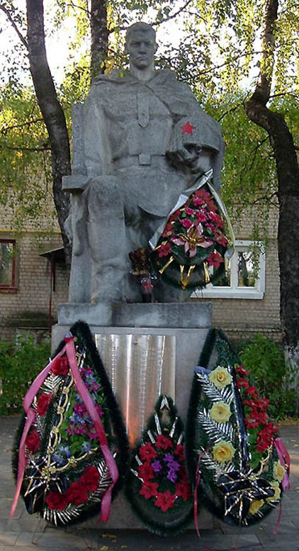с. Веселая Лопань Белгородского р-на. Братская могила советских воинов.