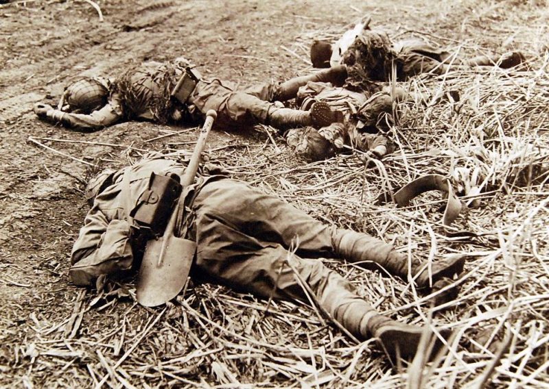 Японские солдаты, убитые в боях за хребет Лунга.