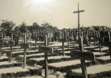 Немецкое военное кладбище. 1942 г. 
