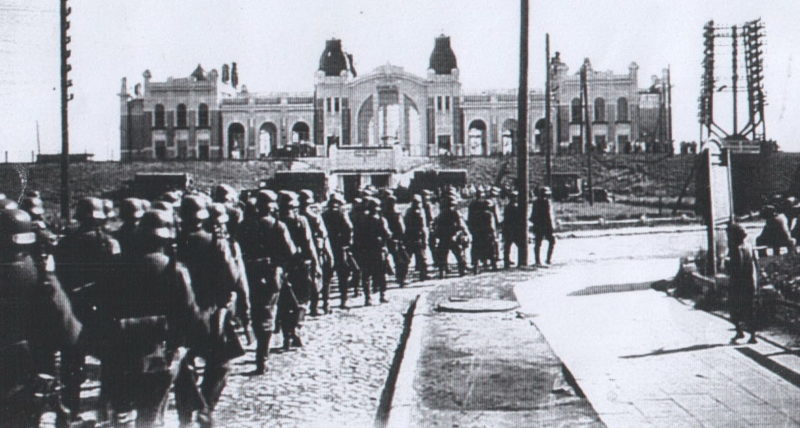 Немцы у Ковельского вокзала. 1943 г.