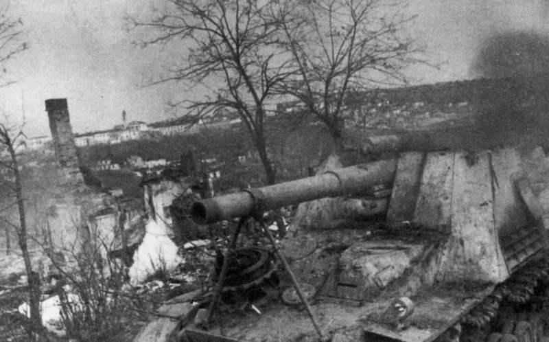 Разбитая немецкая техника. Март 1944 г.