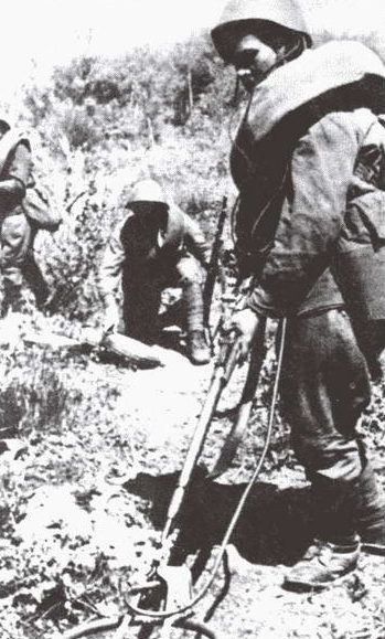Советские саперы в Ковеле. Июль 1944 г. 