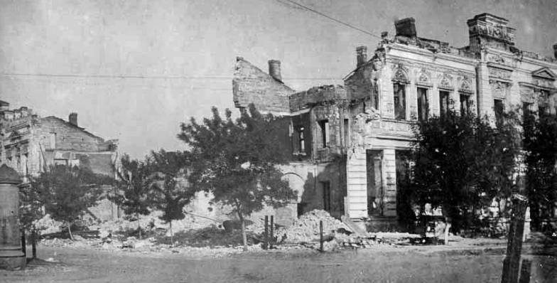 Руины города. Март 1944 г. 