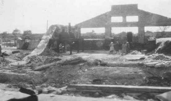 Руины города. Март 1944 г. 