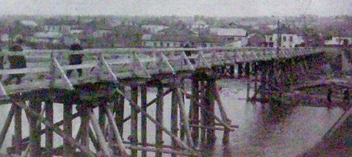 Временный мост через реку Лугань. 1943 г. 