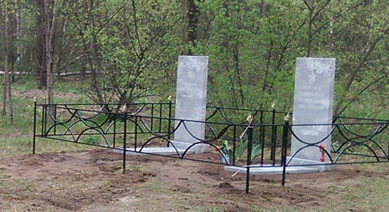с. Новая Таволжанка Шебекинского городского округа. Памятник по улице Лесной, установленный на братской могиле советских воинов, погибших в годы войны.