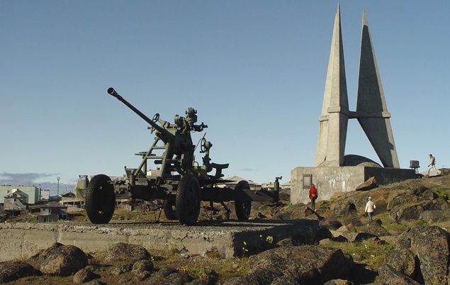 Памятник защитникам Диксона. 