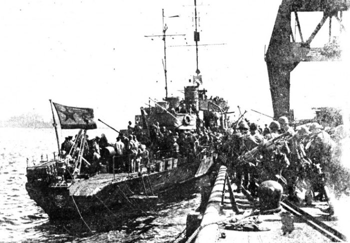 Сторожевик «Метель», подавивший японский бронепоезд. 