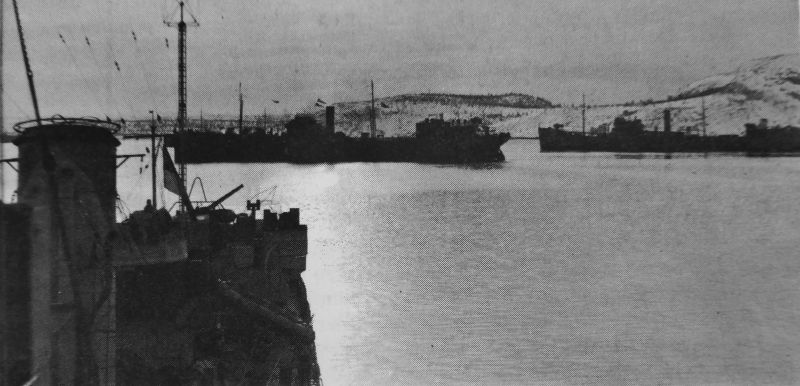 Транспорты морского конвоя в порту Архангельска. 1942 г. 