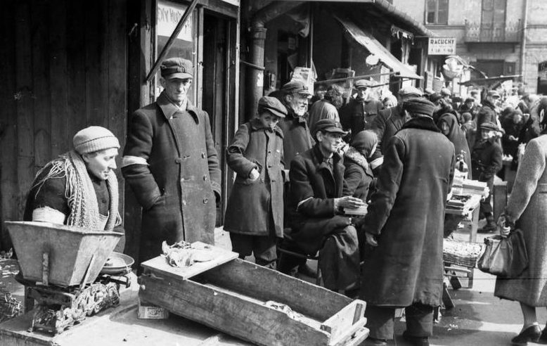 Базар в гетто. Май 1941 г.