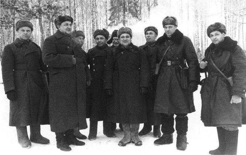 Советское командование под Тихвином. 1941 г.