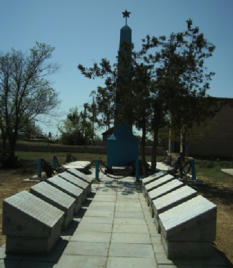 с. Болхуны Ахтубинского р-на. Обелиск, установленный в 1959 году в честь земляков погибших в годы войны. 