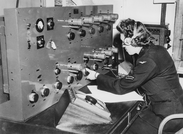 Капрал Джарратт, телеграфист WAAAF. Мельбурн, декабрь 1944 г.