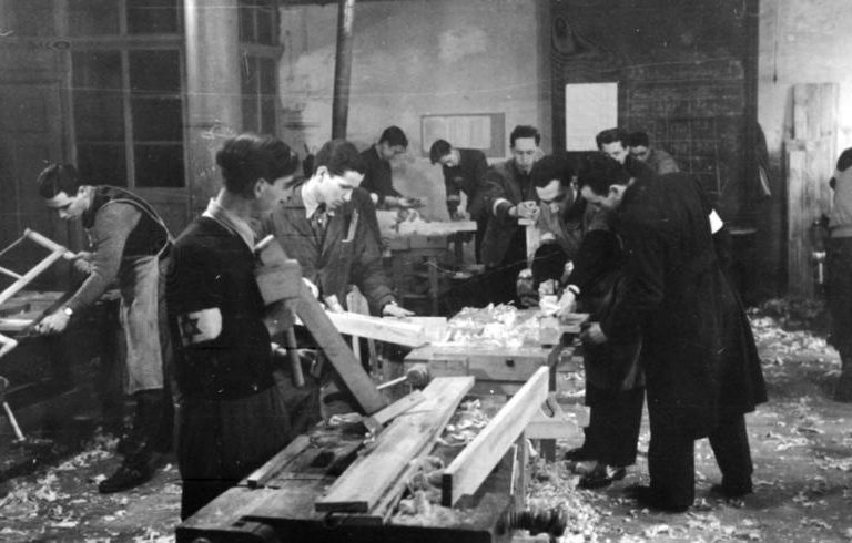 Евреи из гетто на работах. Май 1941 г.