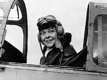 Марион Алиса Пауэлл - инструктор летного клуба. 1942 г. 