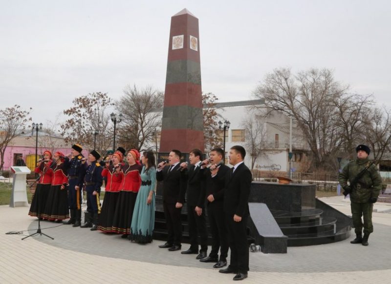с. Красный Яр. Памятник воинам-пограничникам, открытый в 2018 году.