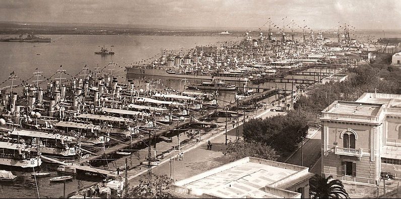 Военно-морская база Таранто.