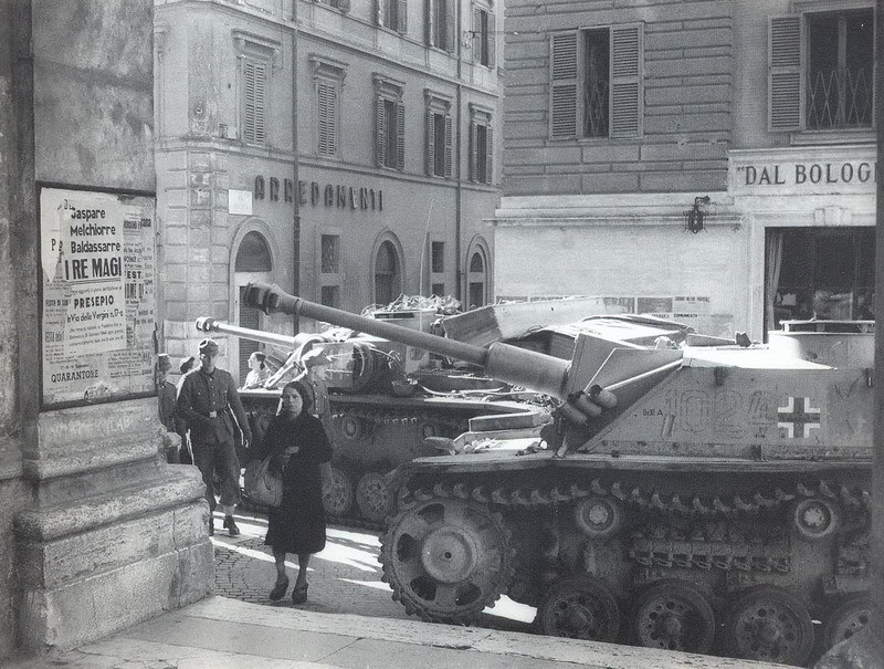 Немецкие войска в Риме.