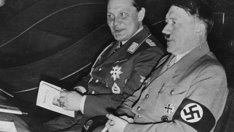 Герман Герин и Адольф Гитлер.