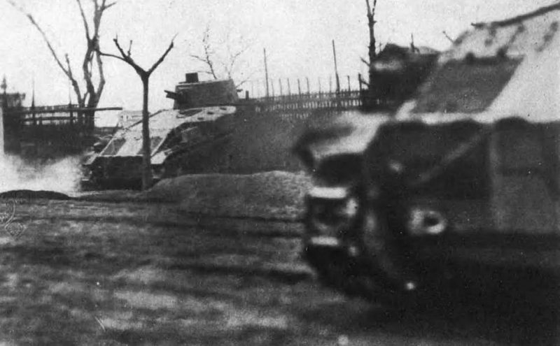 Японские танки атакуют. Февраль 1932 г.