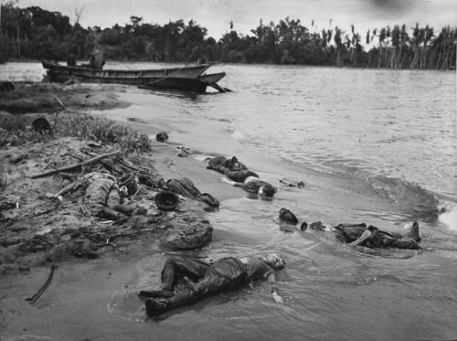 Японские солдаты, убитые на Новой Гвинее в районе Буны. Март 1943 г.