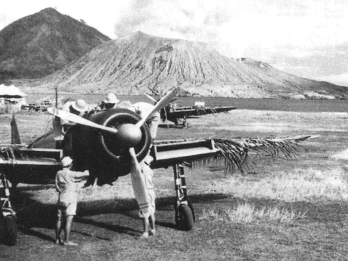 Авиабаза в Рабауле. 1942 г.