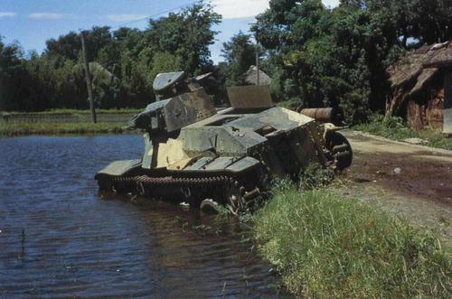 Уничтоженный японский легкий танк. Сайпан, 1944 г.