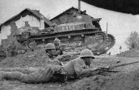 Японские войска во время битвы при Наньчане. Март 1939 г.