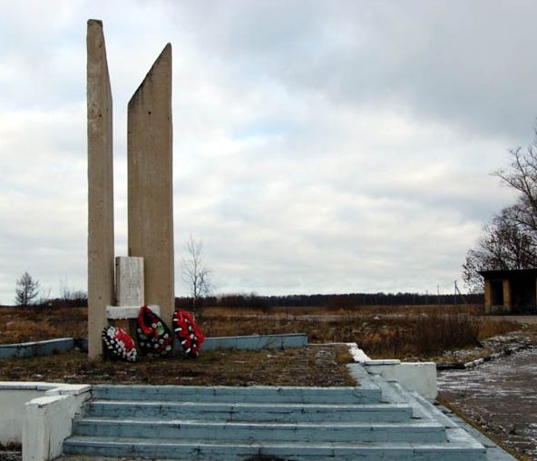 Гагаринский р-н. Памятный знак рубежа обороны.