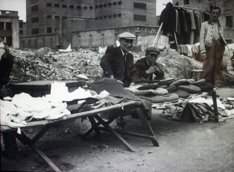 Еврейский бизнес в Шанхайском гетто. 1944 г. 