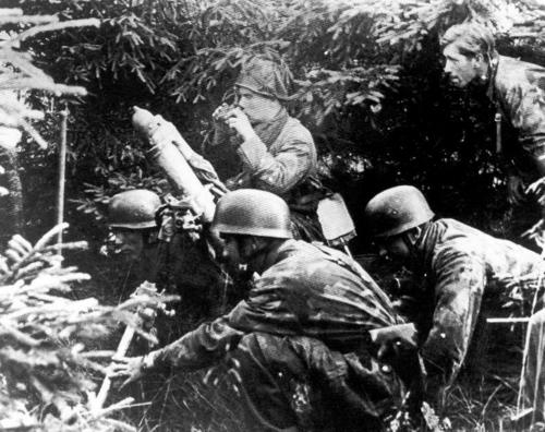 Немецкие десантники в Италии. 1944 г.