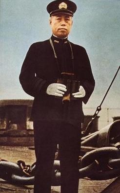Адмирал Ямамото на своем флагмане - линкоре «Нагато». Декабрь 1941 г. 