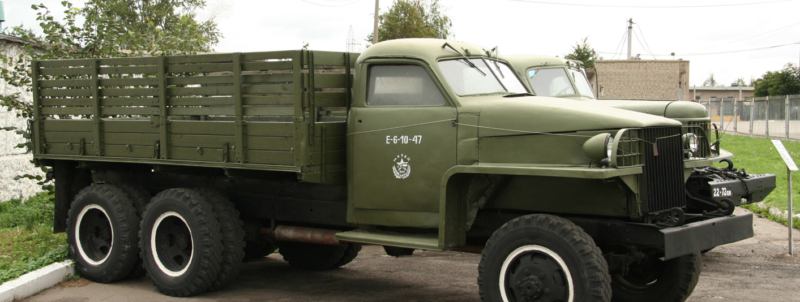 Бортовой грузовик Studebaker (REO) US-6
