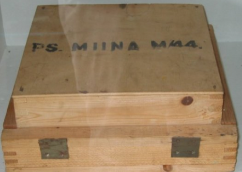 Противотанковая мина Panssarimiina m/44