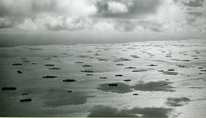 Союзный флот перед высадкой в Лейте.