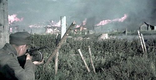 Финский солдат в бою за поселок Повенец. 1943 г.